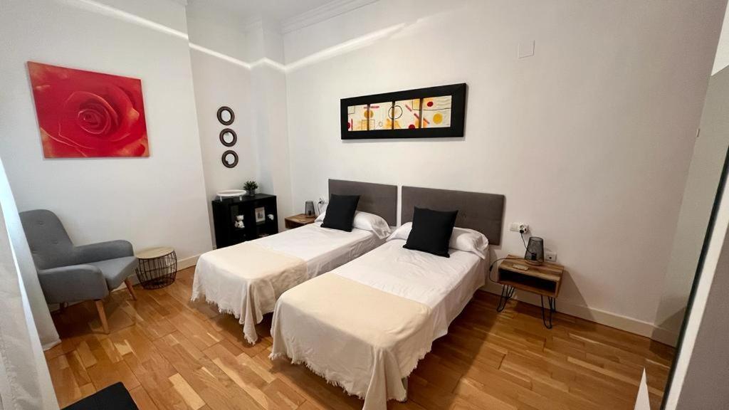 Picassia Home Malaga Center エクステリア 写真